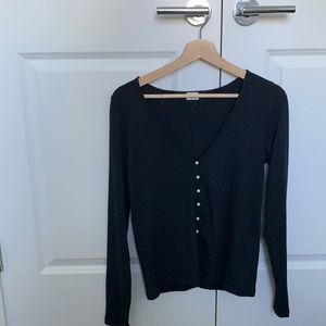 Aritzia pearl long sleeve